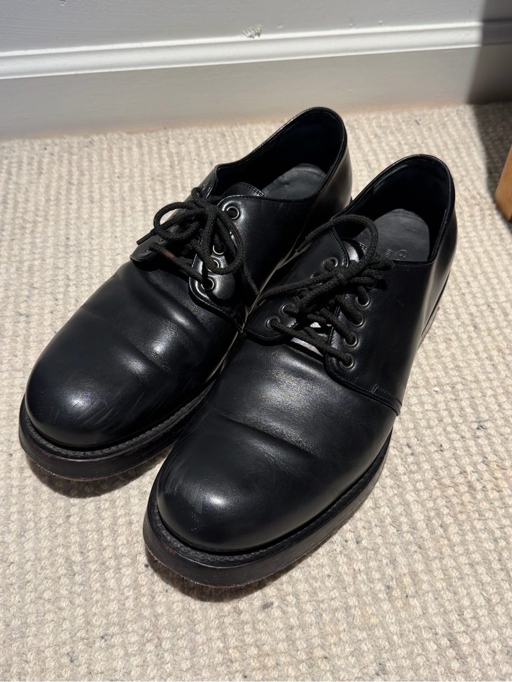 Gucci Black Leather Lace-Up Derbys